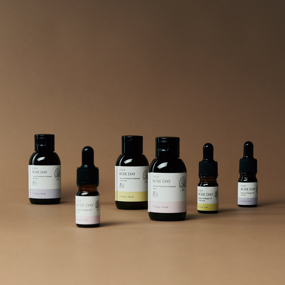 LALA ROSE DAY Travel Kit (Feminine Cleanser 50ml, Natural Therapy Oil 5ml)