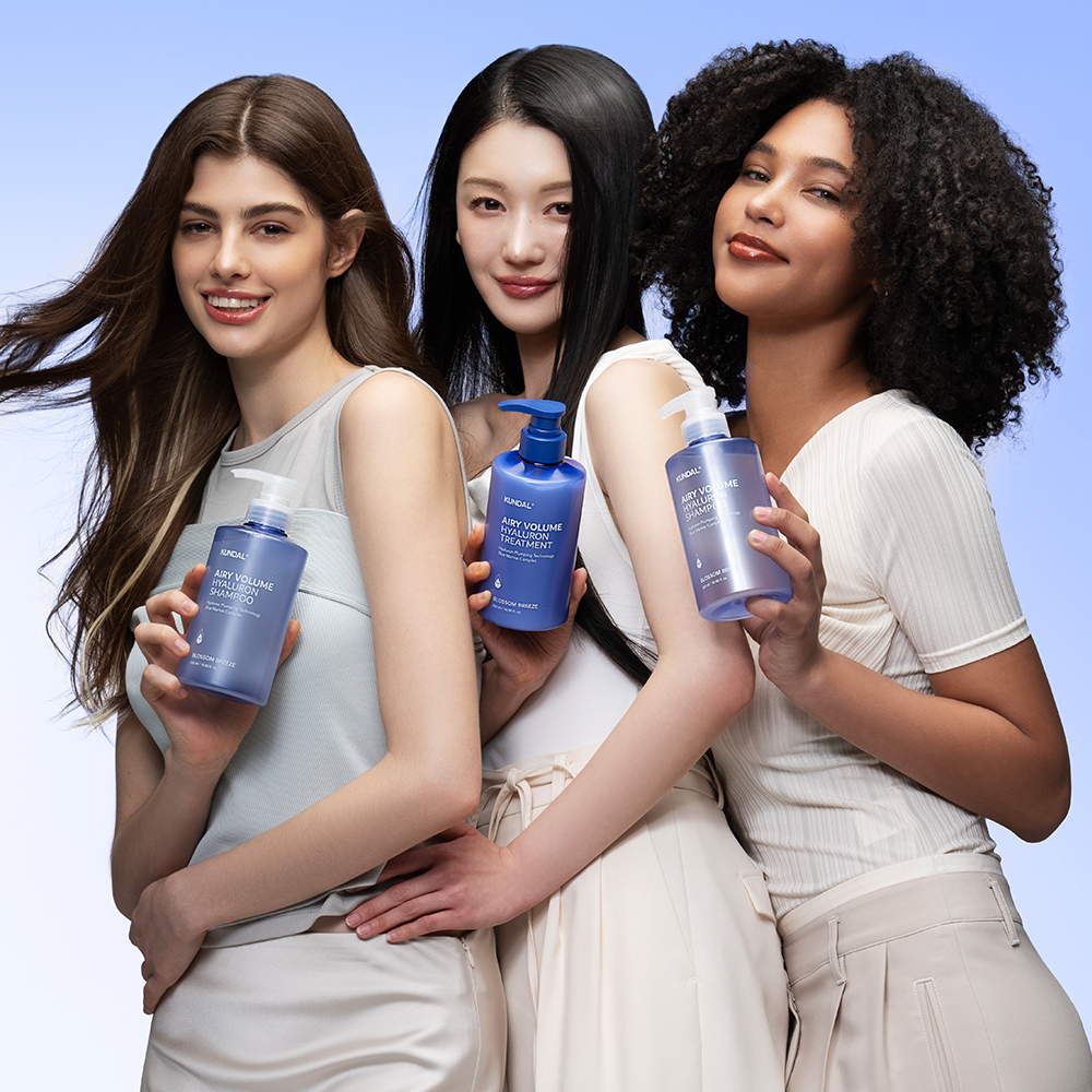 KUNDAL Airy Volume Hyaluron Shampoo #Blossom Breeze 300ml (2)