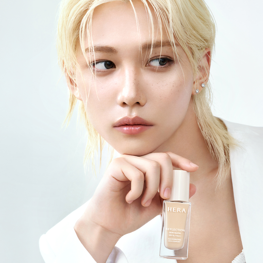 HERA Reflection Skin Glow Foundation (8 Shades)