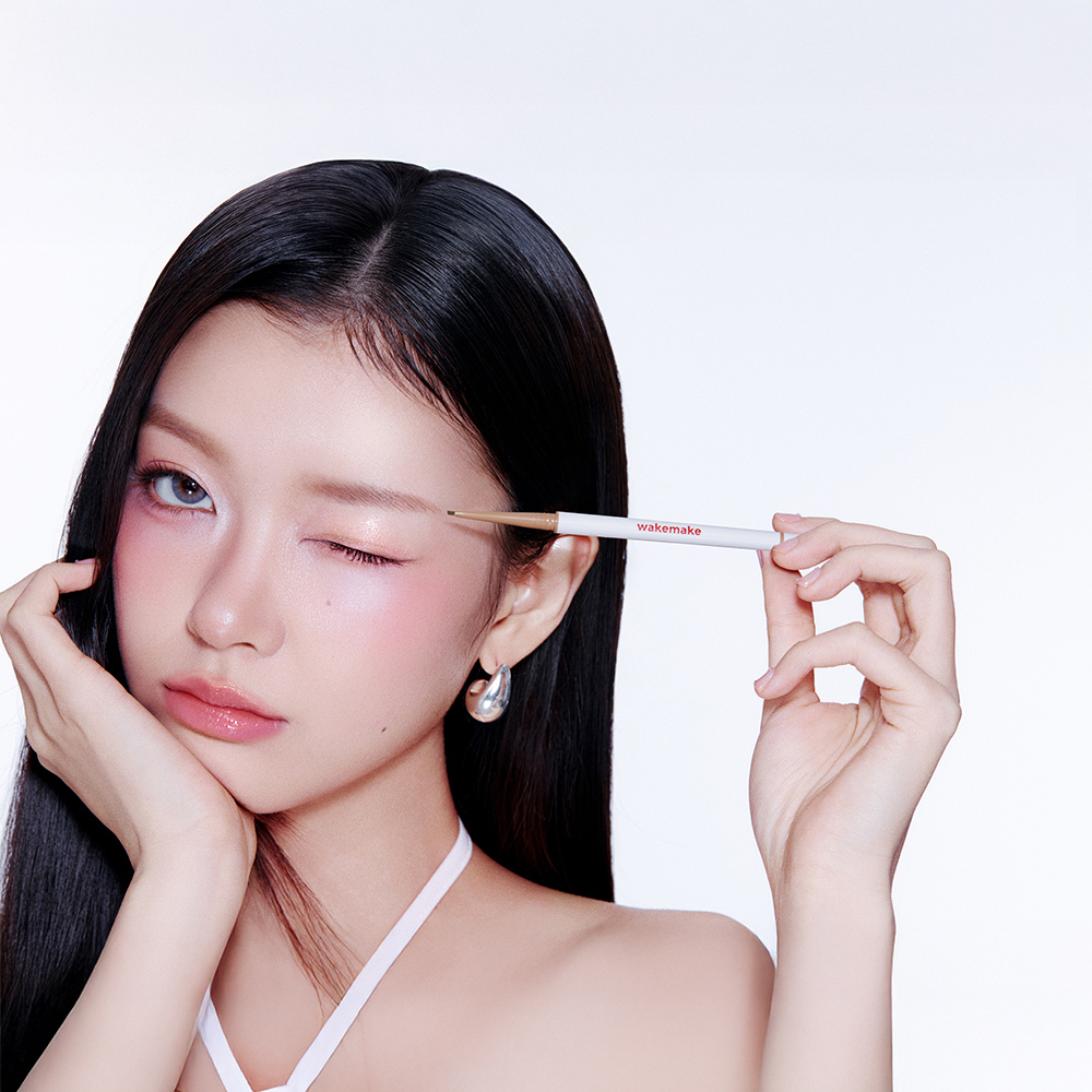 WAKEMAKE Soft Drawing Slim Brow (4 Colors)