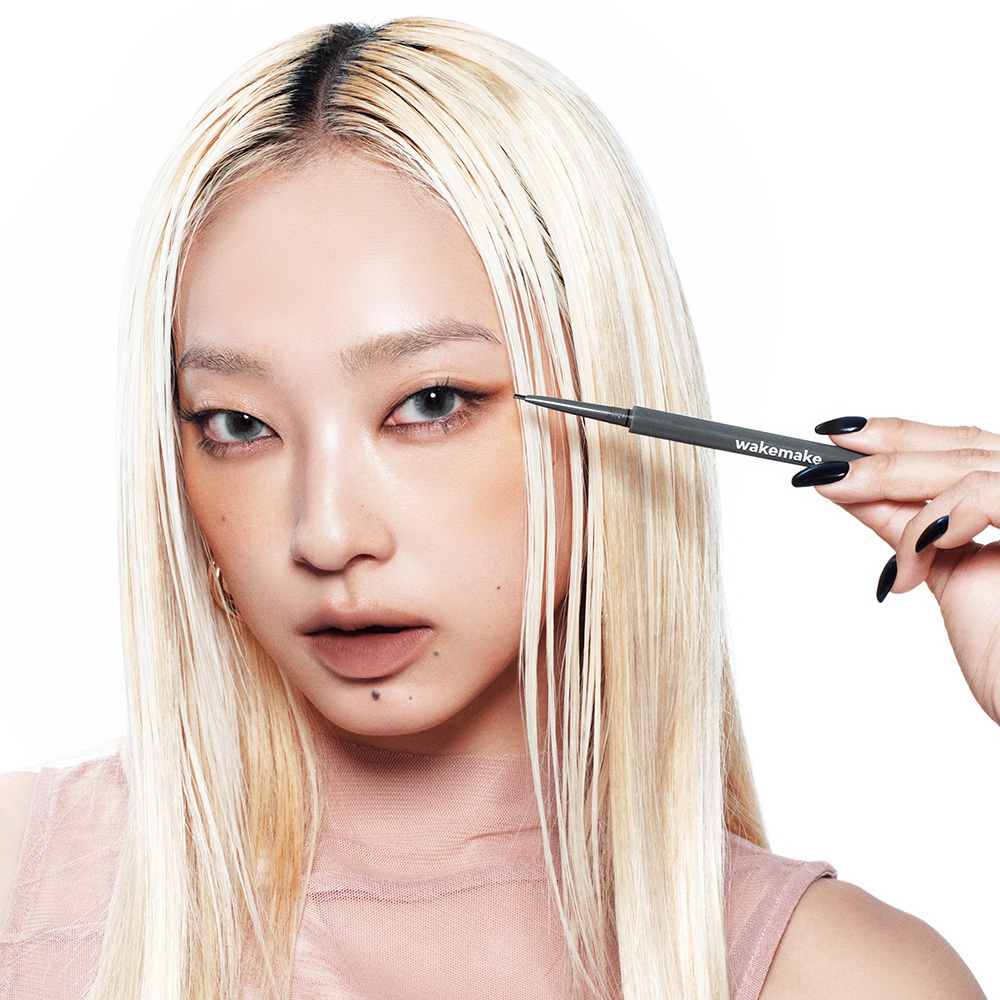 WAKEMAKE Real Ash Pencil Liner (2)