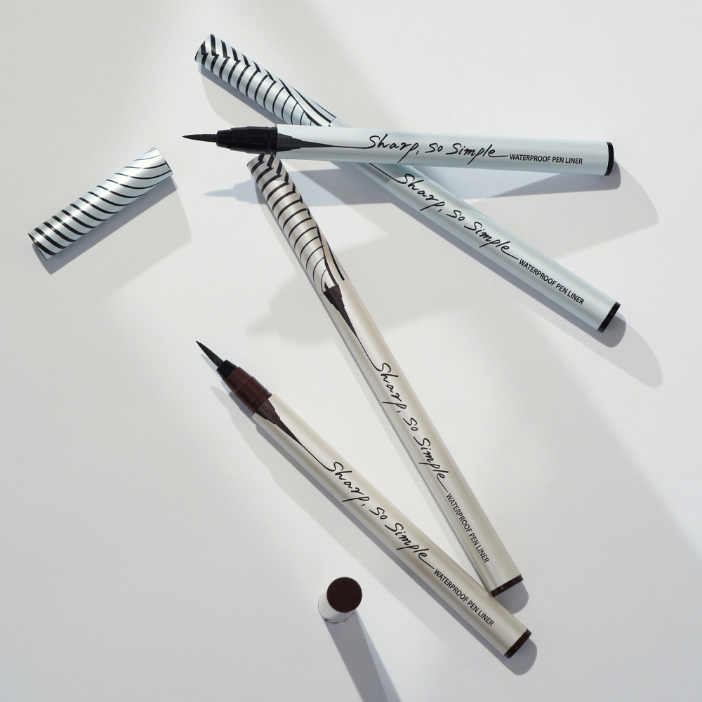 CLIO Sharp So Simple Brow Pencil (2)